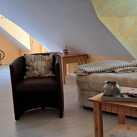 Romantische-ferienwohnung-steuerbord Lägenhet *