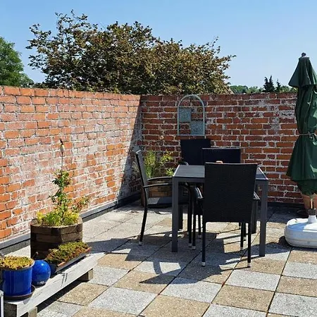 Romantische-ferienwohnung-steuerbord * Wiek auf Rügen