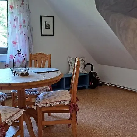 Lägenhet Romantische-ferienwohnung-steuerbord Wiek auf Rügen